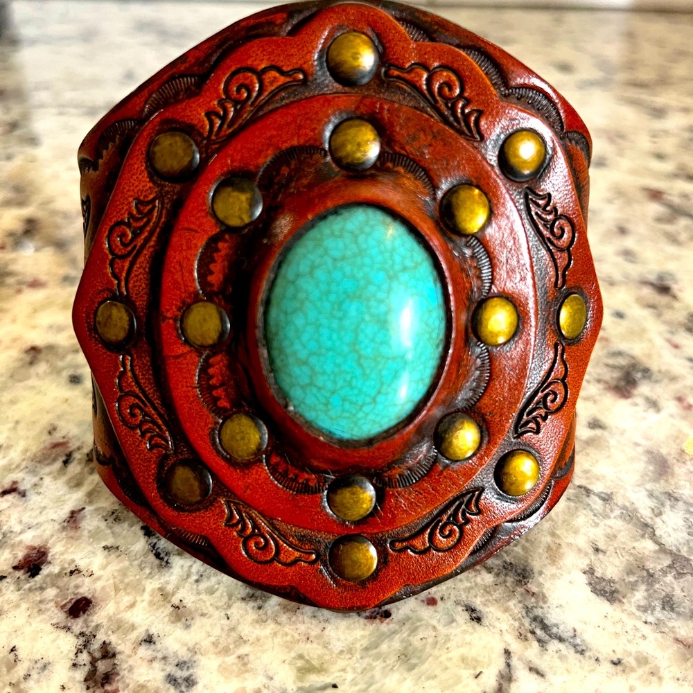 Three Birds Nest turquoise cuff